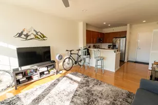 30 Freedom Way, Jersey City, NJ 07305 - Photo 8