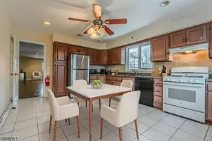 1 Veterans Pl, Elmwood Park, NJ 07407 - Photo 8