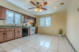 1 Veterans Pl, Elmwood Park, NJ 07407 - Photo 10