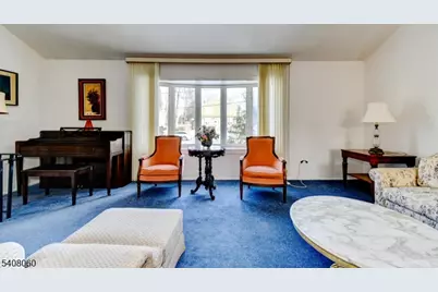 4 Herbert Pl, West Caldwell, NJ 07006 - Photo 10