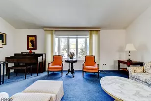 4 Herbert Pl, West Caldwell, NJ 07006 - Photo 10