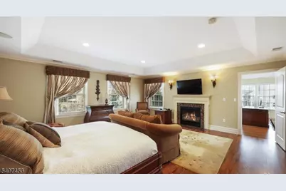 1 Hayduk Dr, Edison Twp., NJ 08820 - Photo 24