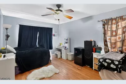 136 W Lincoln Ave, Rahway, NJ 07065 - Photo 6