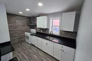 115 Grant Ave, Harrison, NJ 07029 - Photo 14