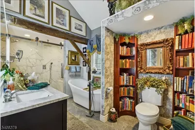 284 W Mill Rd, Washington Township, NJ 07853 - Photo 4