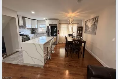 1065 Liberty Ave, Union Township, NJ 07083 - Photo 14