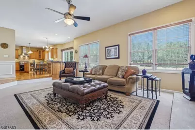 11 Rice Ln, Washington Township, NJ 07853 - Photo 4