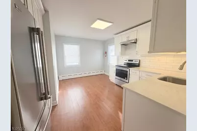 182 Leghorn Ave, Bridgewater, NJ 08807 - Photo 4