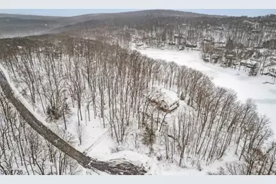 29 Dogwood Trl, Hardyston Township, NJ 07460 - Photo 2