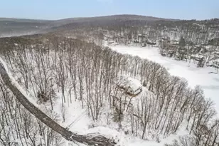 29 Dogwood Trail, Hardyston Township, NJ 07460 - Photo 2