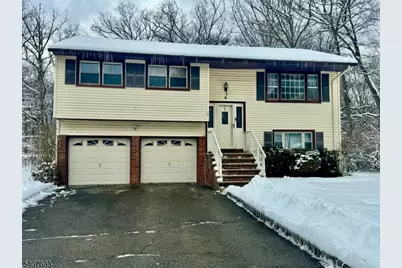 5 Downstream Dr, Mount Olive, NJ 07836 - Photo 2