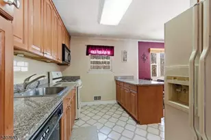 5 Downstream Dr, Mount Olive, NJ 07836 - Photo 10