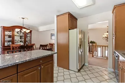 5 Downstream Dr, Mount Olive, NJ 07836 - Photo 8