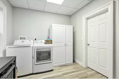 4 Center Ave, Morris Township, NJ 07960 - Photo 12