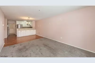 27 Loch Ln, Roxbury Township, NJ 07852 - Photo 12