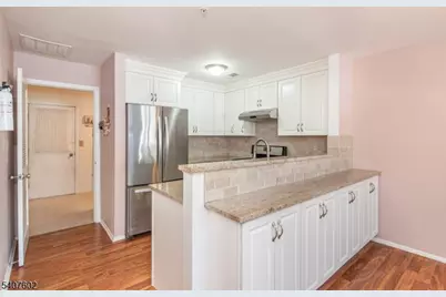 27 Loch Ln, Roxbury Township, NJ 07852 - Photo 6