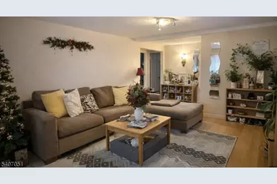 18A Garfield Park #18a, Edison Twp., NJ 08837 - Photo 2