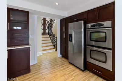 59 Sun Valley Way, Morris Plains, NJ 07950 - Photo 10