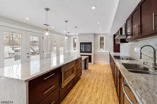 59 Sun Valley Way, Morris Plains, NJ 07950 - Photo 8