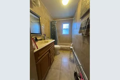 135 Jay Ave, Lyndhurst Township, NJ 07071 - Photo 8