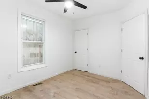 528 S 13th St, Newark, NJ 07103 - Photo 16