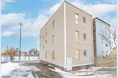 528 S 13th St Apt 1, Newark, NJ 07103 - Photo 4