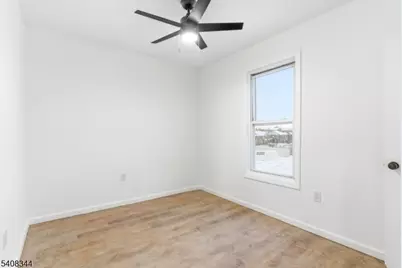 528 S 13th St Apt 2, Newark, NJ 07103 - Photo 16