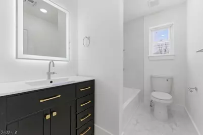 918 Bower St, Linden, NJ 07036 - Photo 14