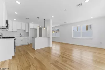 918 Bower St, Linden, NJ 07036 - Photo 8