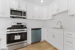 918 Bower St, Linden, NJ 07036 - Photo 4