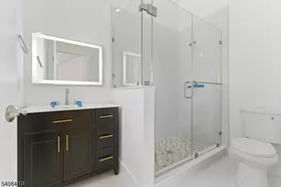 918 Bower St, Linden, NJ 07036 - Photo 12