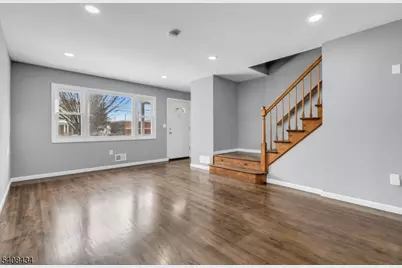 417 Highland Place, Bound Brook, NJ 08805 - Photo 2