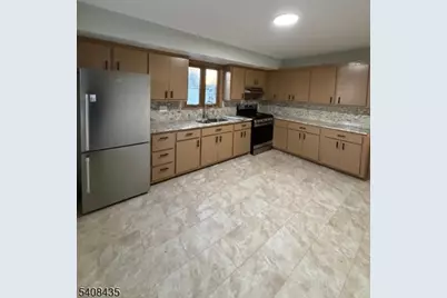 89 Clifton Ave #2, Clifton, NJ 07011 - Photo 2