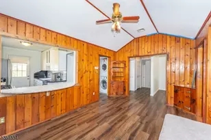 53 Laurel Dr, Wayne, NJ 07470 - Photo 10