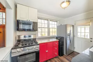 53 Laurel Dr, Wayne, NJ 07470 - Photo 12