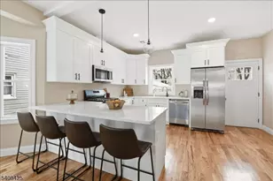 16 White Terrace, Newark, NJ 07108 - Photo 6