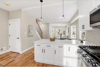 16 White Ter, Newark, NJ 07108 - Photo 10