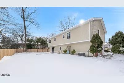 12 Roosevelt Ave, East Hanover Township, NJ 07936 - Photo 6