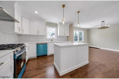 12 Roosevelt Ave, East Hanover Township, NJ 07936 - Photo 20