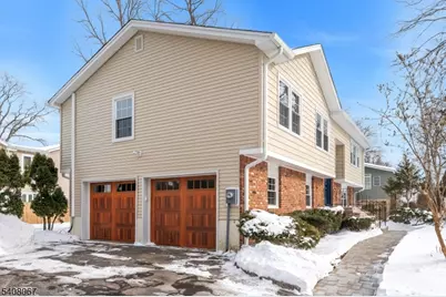 12 Roosevelt Ave, East Hanover Township, NJ 07936 - Photo 8