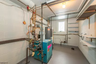 9 Windermere Rd, Montclair, NJ 07043 - Photo 28