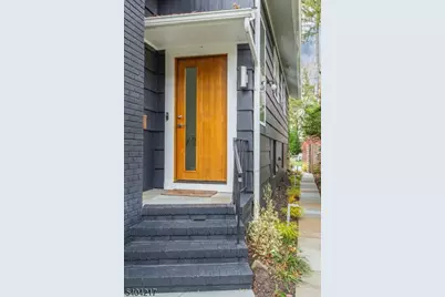 9 Windermere Rd, Montclair, NJ 07043 - Photo 38