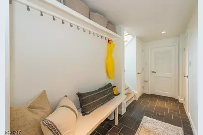 9 Windermere Rd, Montclair, NJ 07043 - Photo 22