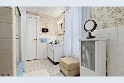 120 Norman St, East Orange, NJ 07017 - Photo 20