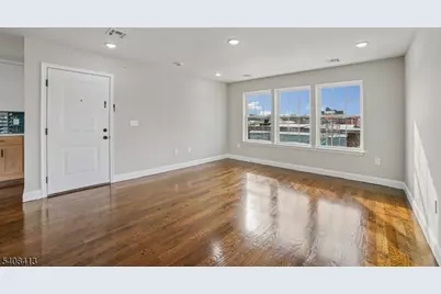 499 7th Ave, Newark, NJ 07107 - Photo 8