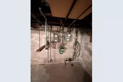 65 Madison Ave, Clifton, NJ 07011 - Photo 34