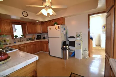 65 Madison Ave, Clifton, NJ 07011 - Photo 12