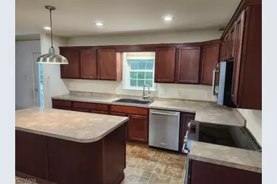 128 Big Piece Rd, Fairfield Twp., NJ 07004 - Photo 8