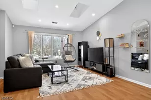 68 Westchester Terrace, Clinton Township, NJ 08801 - Photo 4