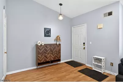 68 Westchester Ter, Clinton Township, NJ 08801 - Photo 2